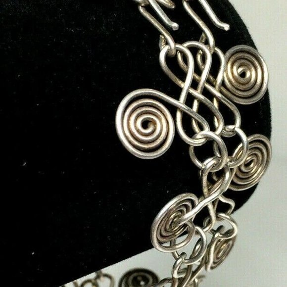 Nickel/Silvertone Ornate Hand Made Bracelet - Picture 4 of 12